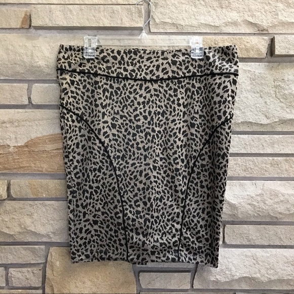 Forever 21 Plus Leopard Print Pencil Skirt XL - Picture 2 of 6